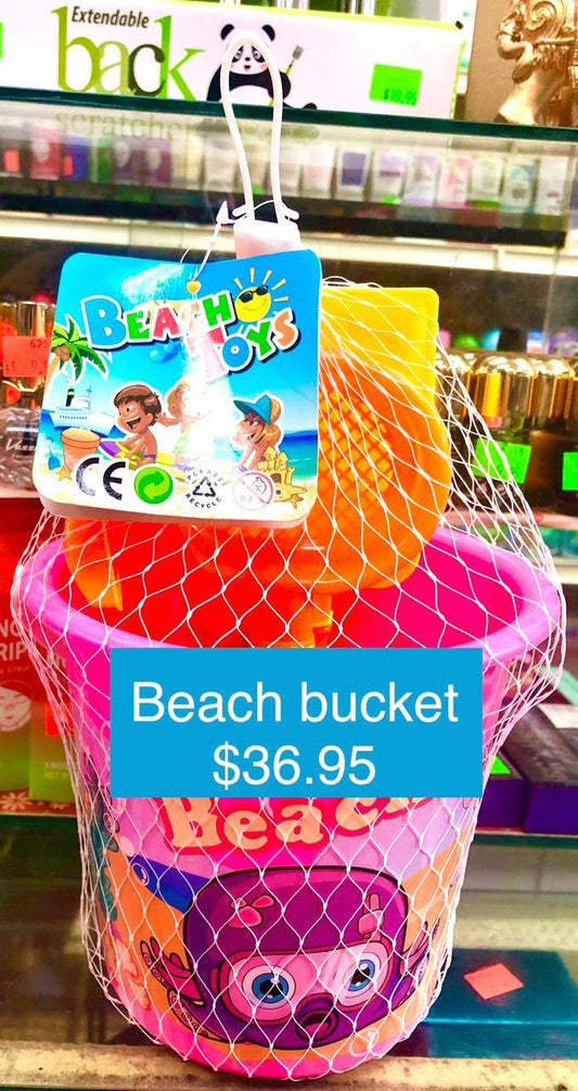 BEACH BUCKET